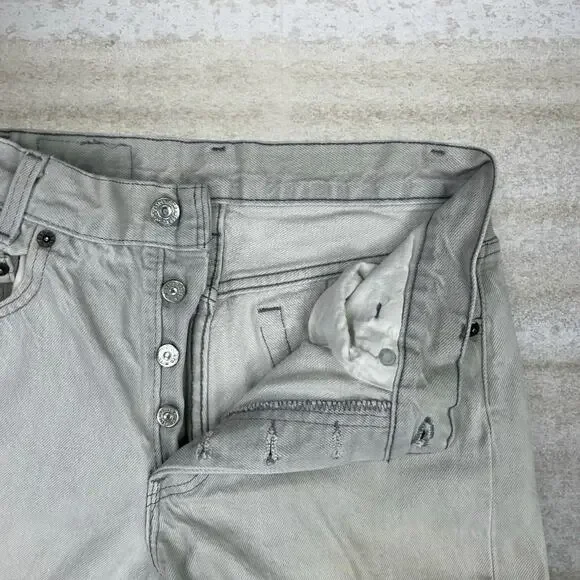 True Vintage 70s Levis Jeans 501 28x32 Regular Straight Fit Light Grey Wash - Picture 5 of 8